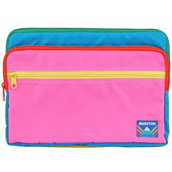 "Bubble Gummy" 15/16" Laptop Case