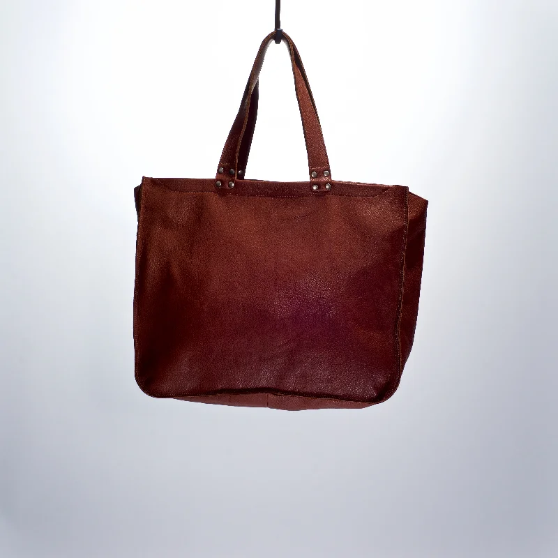 B15 TOTE W/TOP ZIPPER & INTERIOR POCKET